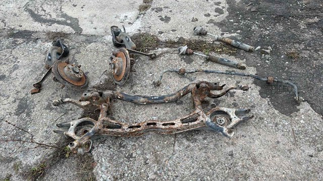 Рычаг (тяга) задней подвески продольный нижний левый