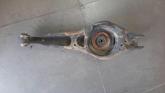 Рычаг задней подвески нижний левый/правый