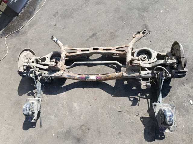 Поперечка задней подвески 1K0505315BB VAG