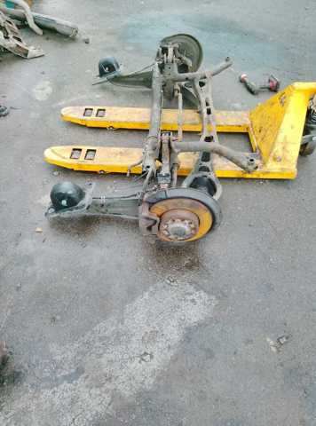 1K0505436AC VAG Цапфа задняя правая купить в Днепр