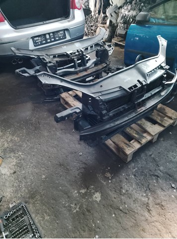 Суппорт радиатора в сборе (монтажная панель крепления фар)