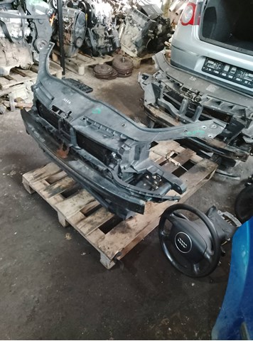 VAG 1K0805588F Рамка радиатора в наличии Хмельницкий