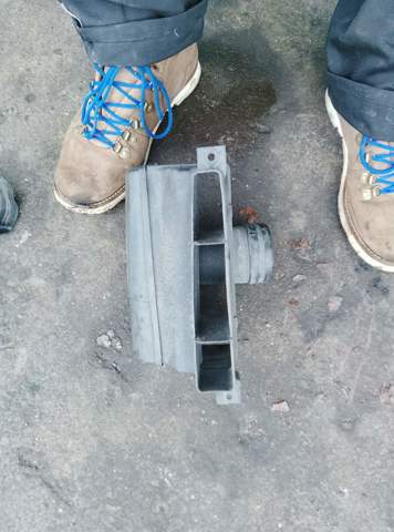 Повітрозабірник повітряного фільтра