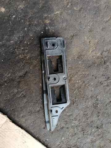 Кронштейн бампера переднього, зовнішній лівий — фото 5
