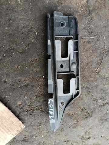 Кронштейн бампера переднього, зовнішній правий — фото 3