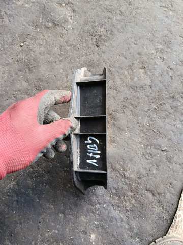 Повітрозабірник повітряного фільтра — фото 4