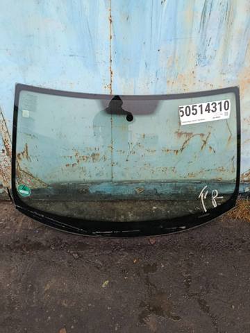 Скло лобове