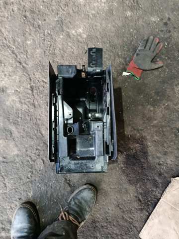 Кришка подлоктніка — фото 4