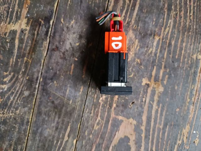 Датчик тиску повітря в шинах — фото 1