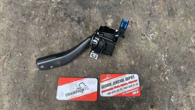 Перемикач підрульовий, правий — фото 3