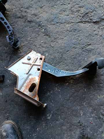 Педаль тормозу — фото 4