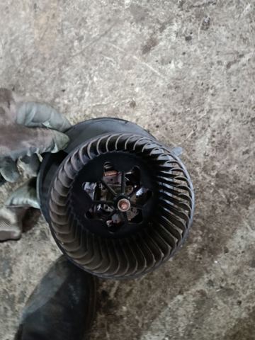 Двигун вентилятора пічки (обігрівача салону) — фото 1