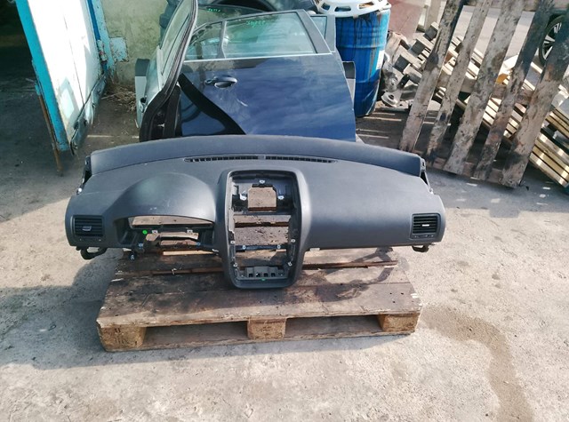 Панель салона передняя торпедо