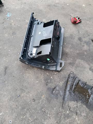 Ящик для рукавичок (бардачок) — фото 15