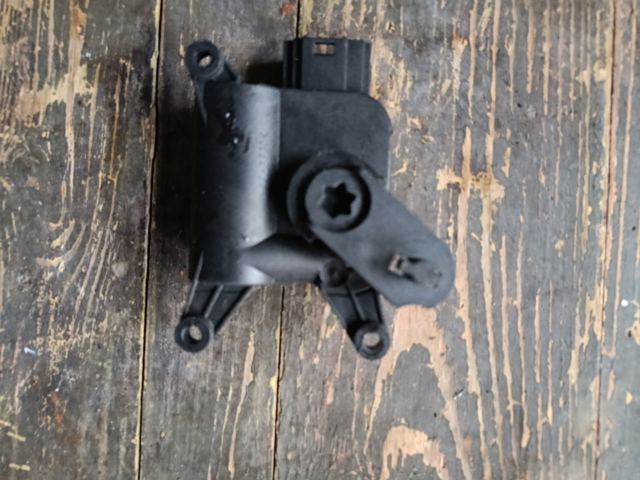 Двигун заслінки печі — фото 3