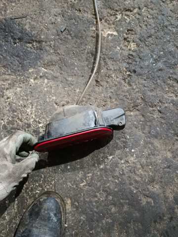 Лючок бензобаку — фото 3