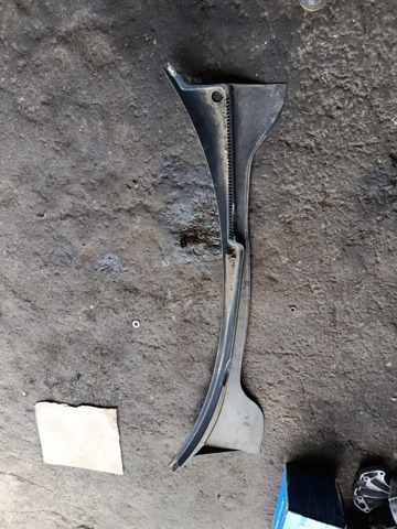 Пластик под лобове — фото 1