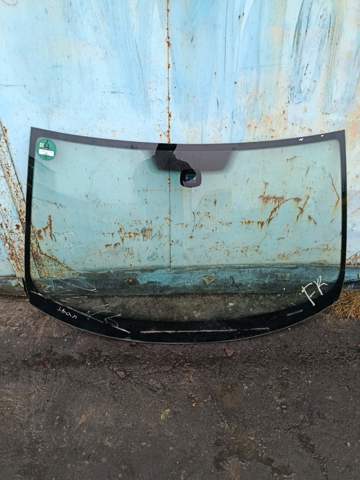 Скло лобове — фото 1