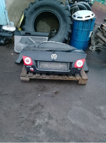 Задняя левая внутренняя фара 1K5945093G VAG