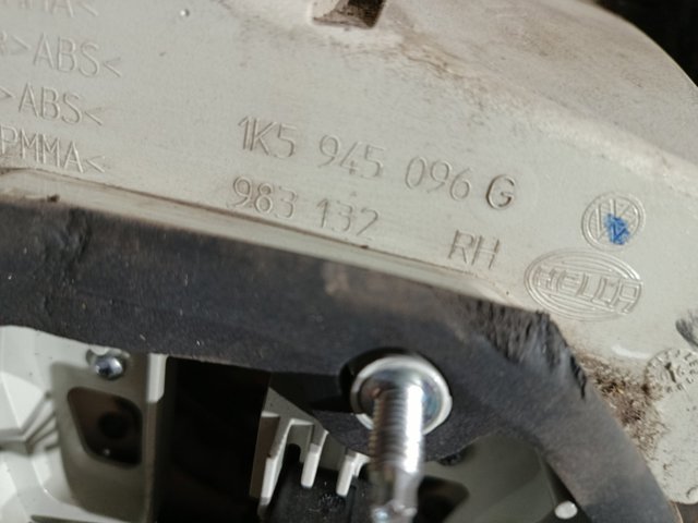1K5945096G Фонарь задний правый внешний купить Хмельницкий