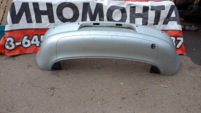 Бампер задній