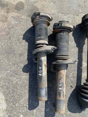 Амортизатор передній