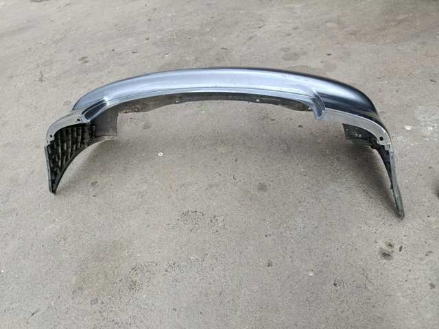 Бампер задній