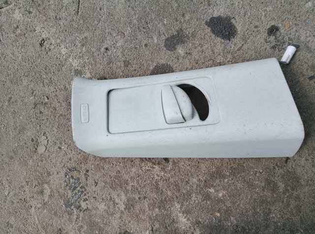 Обшивка стойки кузова внутренняя, задняя левая 1T0867287D VAG