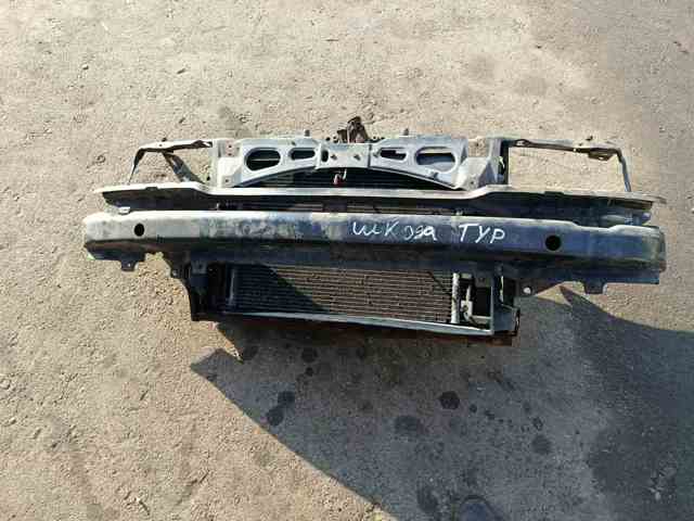 Підсилювач бампера переднього — фото 1