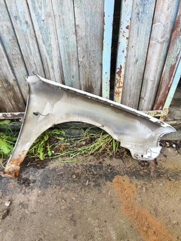 Крило переднє ліве