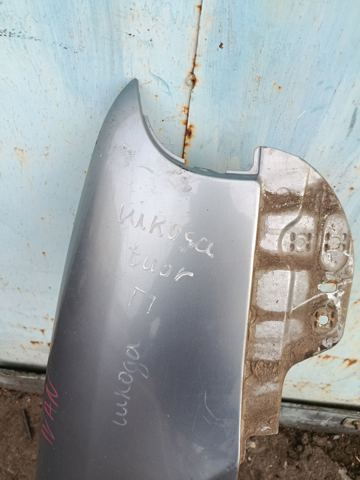 Крило переднє праве