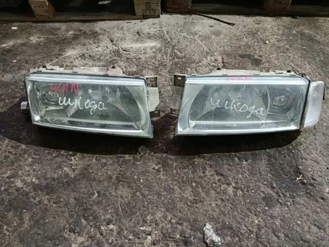 Фара права — фото 1