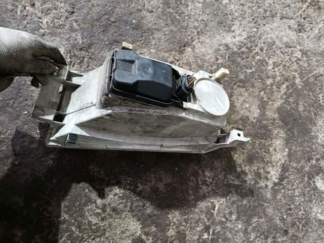 Фара права — фото 3