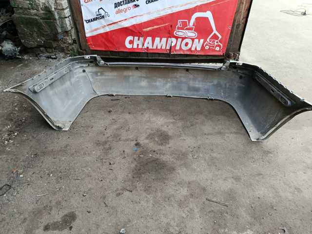 VAG 1U9807421B Задний бампер в наличии Ровно