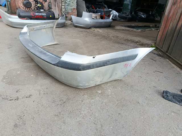 Бампер задній