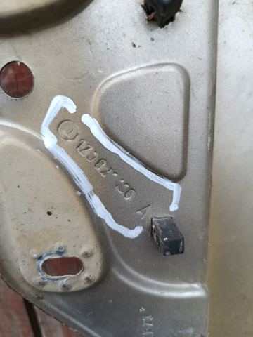 Крило переднє праве — фото 4