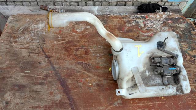 Бачок омивача скла — фото 4