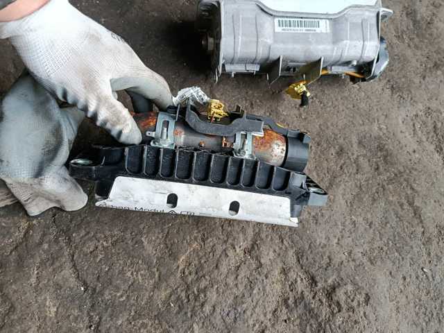 Подушка безпеки — фото 3