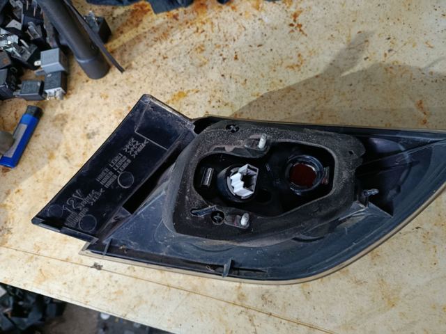Ліхтар задній лівий, зовнішній — фото 2