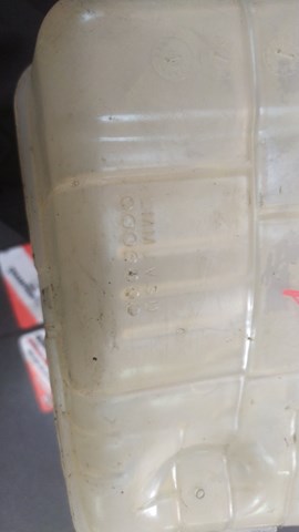 Бачок системи охолодження, розширювальний