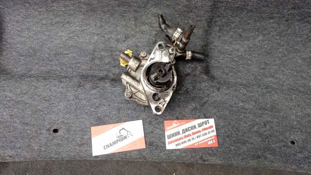 Pompa Vacuum Vacuum Tandem Lexus IS 2.2 D 2005 - 2013 Cod 22100784