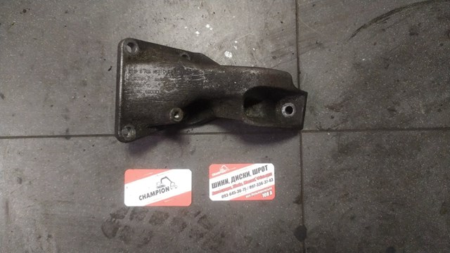 Кронштейн подушки (опоры) двигателя левой