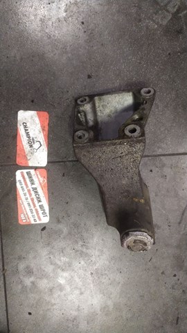 Кронштейн подушки (опоры) двигателя левой