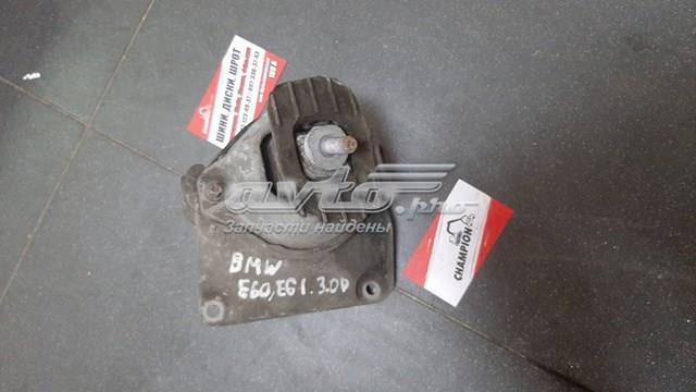 Кронштейн e60