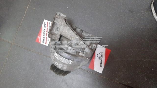 Кронштейн e60