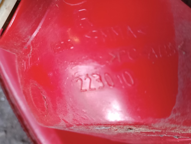 Стоп задній