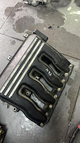 Коллектор впускной