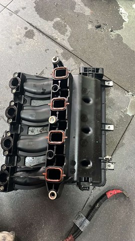 Коллектор впускной