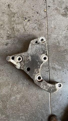 кронштейн крепления насоса усилителя руля