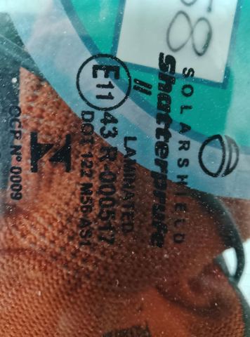 Скло лобове